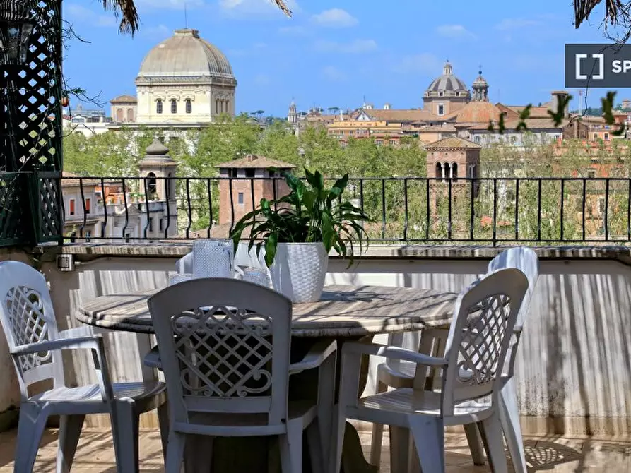 Immagine 8 di Appartamento in affitto  in Via della Botticella a Roma