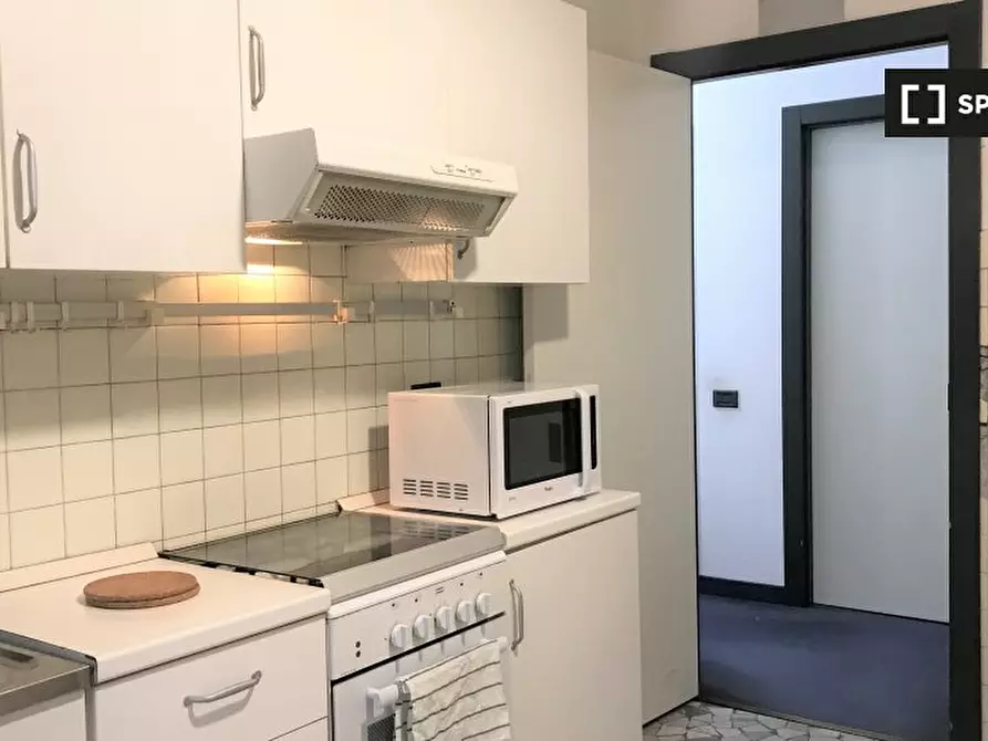 Immagine 4 di Camera condivisa in affitto  in Viale Beatrice D'Este a Milano
