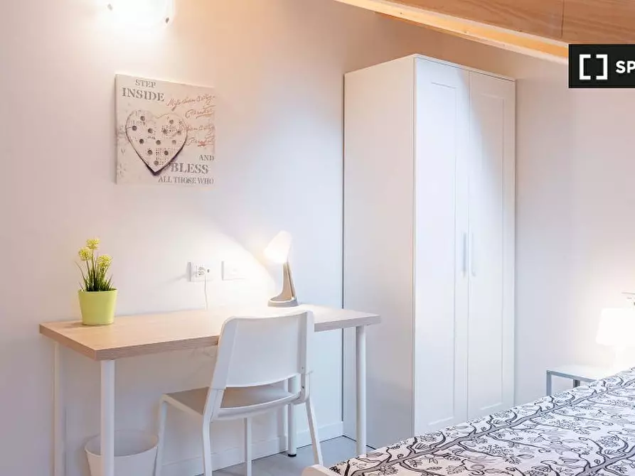 Immagine 5 di Camera condivisa in affitto  in Viale Monza a Milano