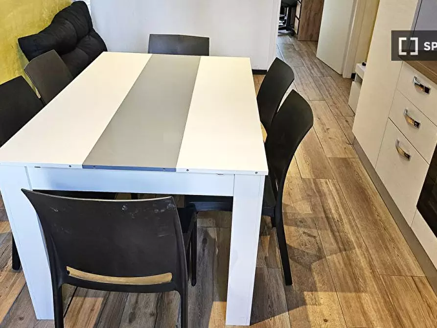 Immagine 10 di Camera condivisa in affitto  in Corso Novara a Torino