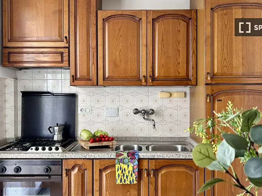 Immagine 9 di Camera condivisa in affitto  in Via Alfredo Cappellini a Firenze