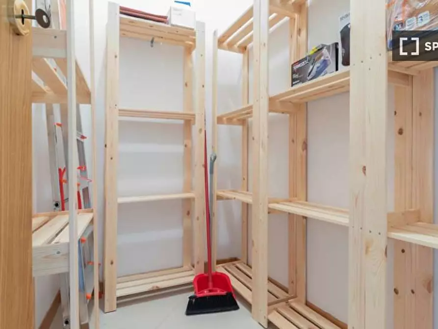 Immagine 19 di Camera condivisa in affitto  in Circonvallazione Gianicolense a Roma