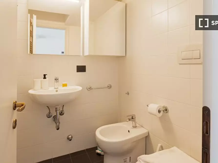 Immagine 10 di Ufficio in affitto  in Corso Magenta a Milano