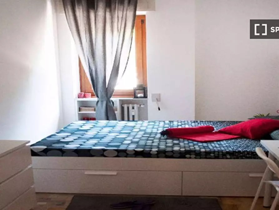 Immagine 2 di Camera condivisa in affitto  in Via Bassini a Milano