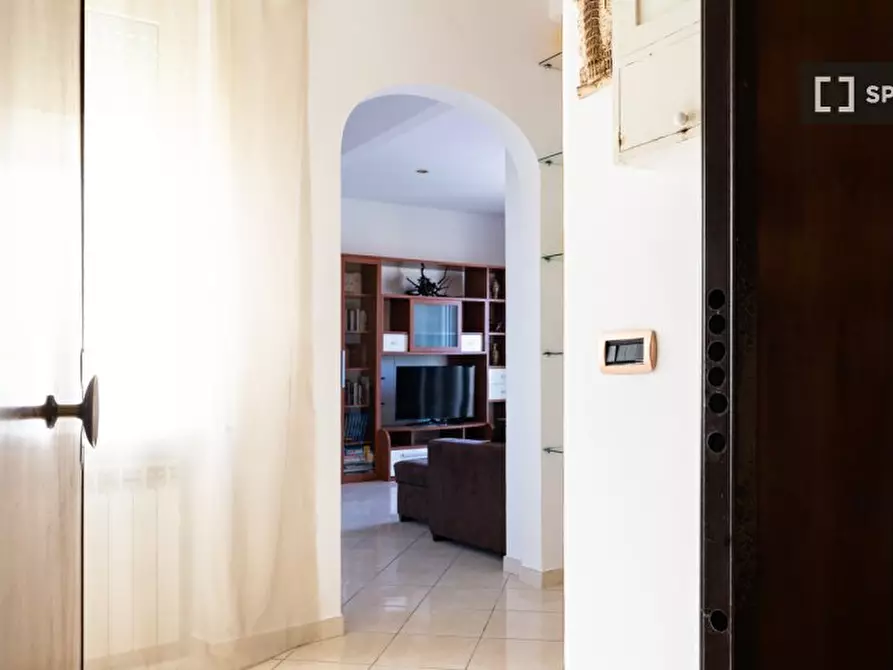 Immagine 19 di Appartamento in affitto  in Via delle Triremi a Roma