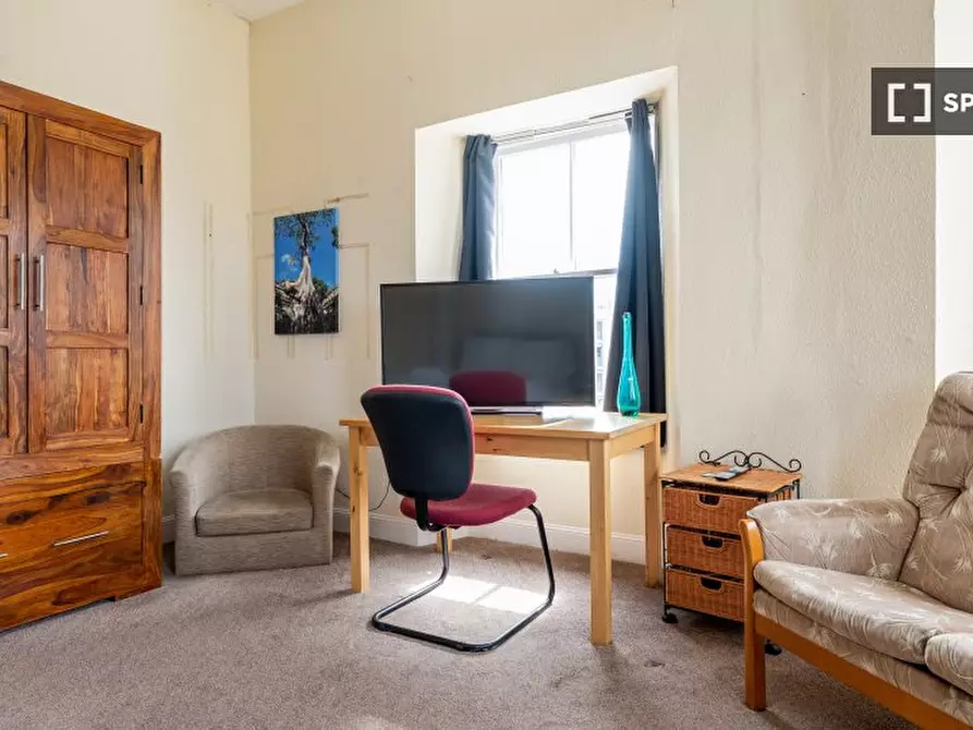 Immagine 1 di Appartamento in affitto  in flat a South Bridge, Holyrood and Willowbrae
