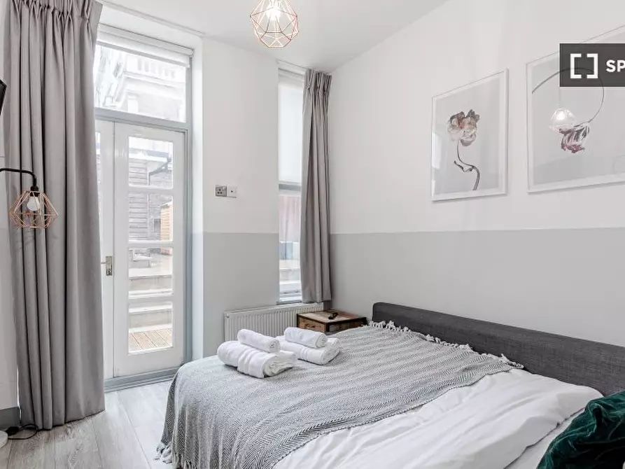 Immagine 1 di Appartamento in affitto  in Apartment a Kensington