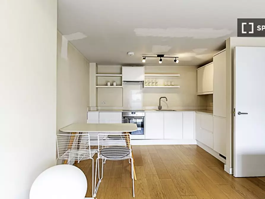 Immagine 6 di Appartamento in affitto  in Flat a 