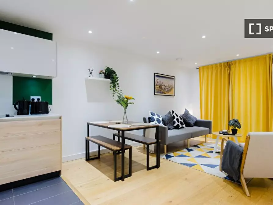 Immagine 18 di Appartamento in affitto  in Devizes Street a Islington