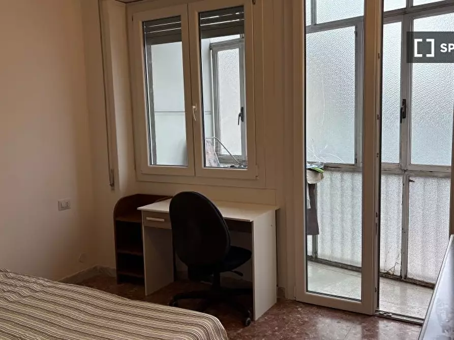 Immagine 2 di Camera condivisa in affitto  in Largo Antonio Beltramelli a Roma