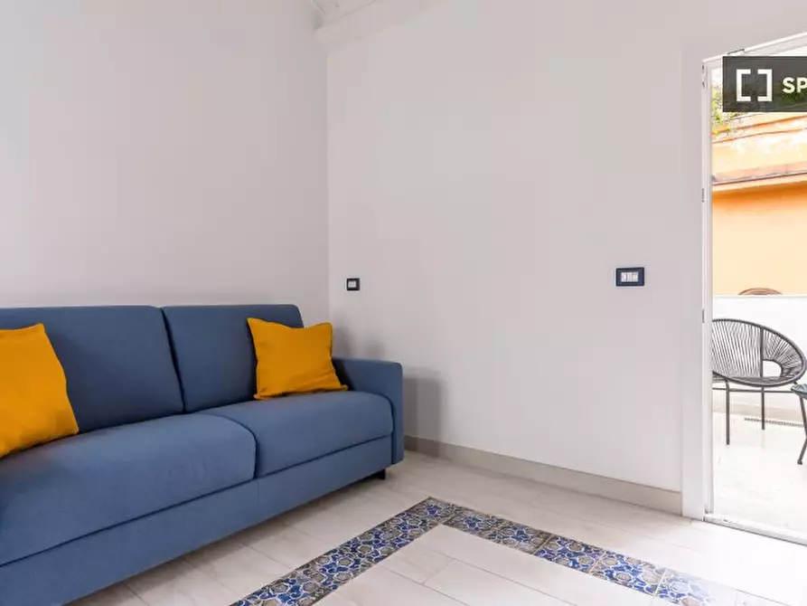 Immagine 9 di Appartamento in affitto  in Via Vittoria Colonna a Napoli