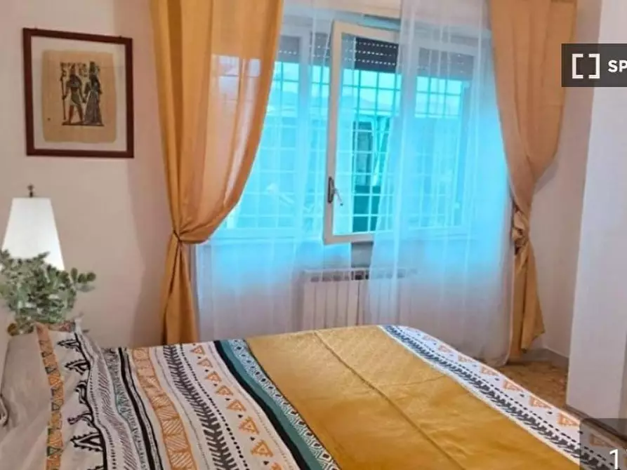 Immagine 12 di Camera condivisa in affitto  in Via Salvatore d'Amelio a Roma