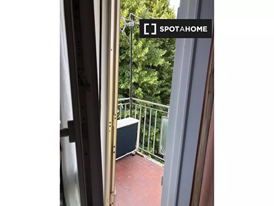 Immagine 19 di Camera condivisa in affitto  in Via Luciano Manara a Padova