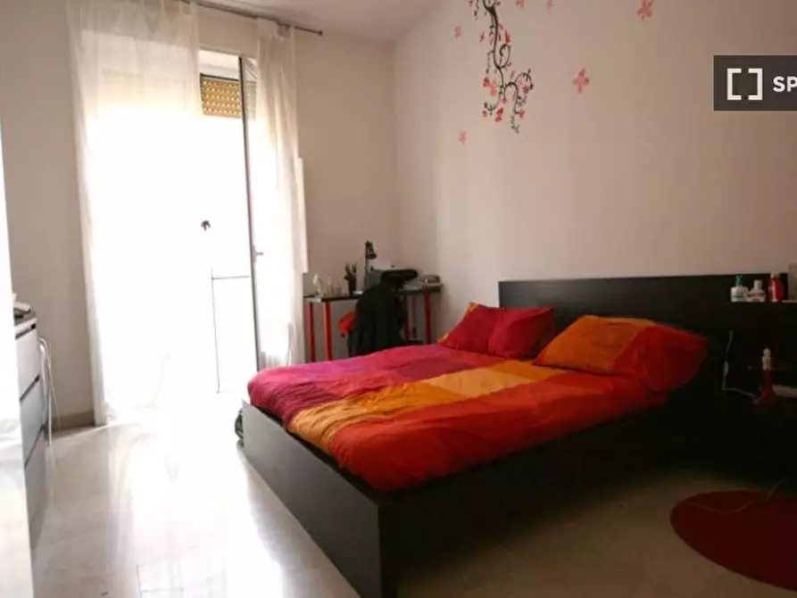 Immagine 3 di Camera condivisa in affitto  in Via Pollaiuolo a Milano