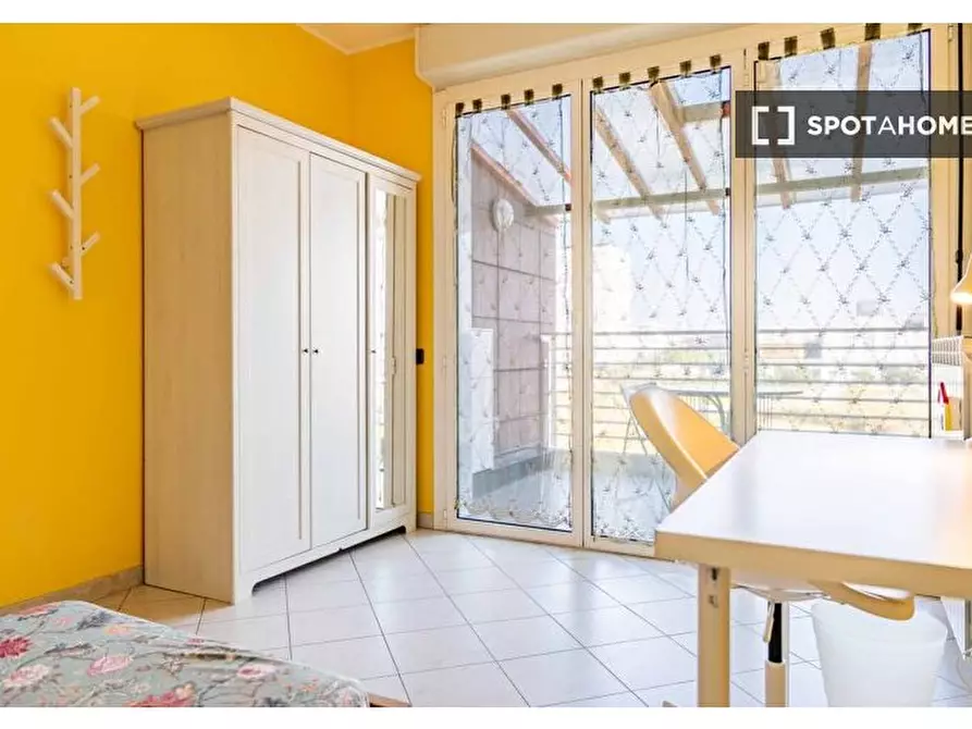 Immagine 2 di Camera condivisa in affitto  in Via Sesto S. Giovanni a Milano