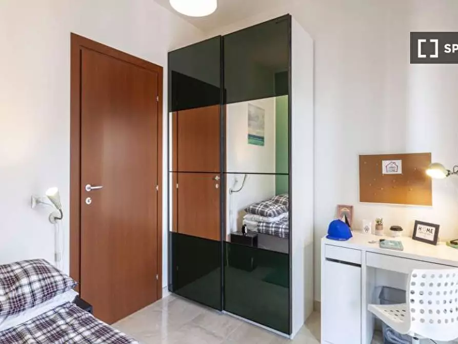 Immagine 4 di Camera condivisa in affitto  in Via Giuseppe Regaldi a Milano