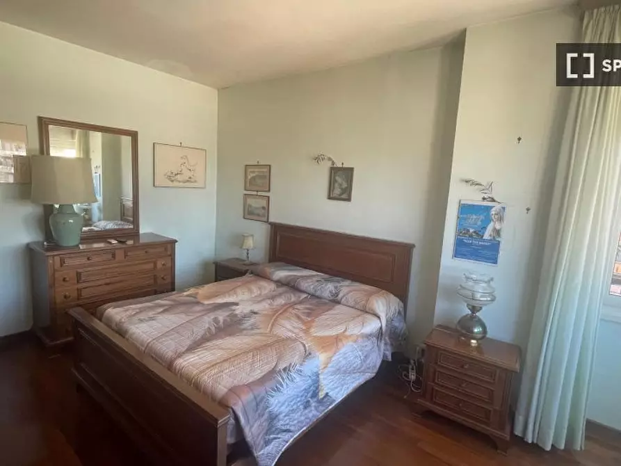 Immagine 3 di Camera condivisa in affitto  in Via Vacuna a Roma