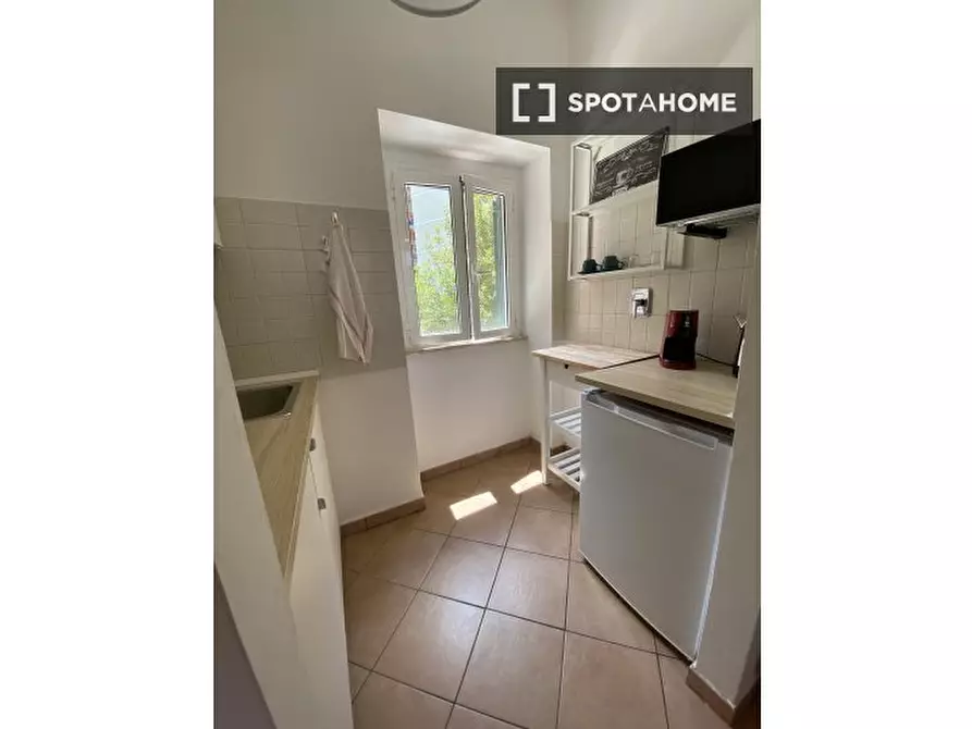 Immagine 6 di Appartamento in affitto  in Via Muzio Oddi a Roma