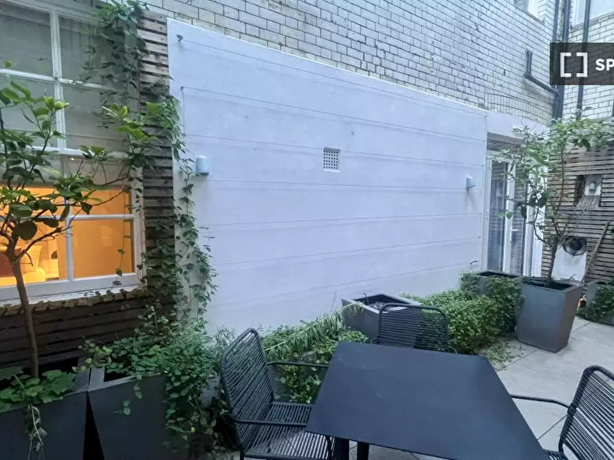 Immagine 14 di Appartamento in affitto  in Green St a 