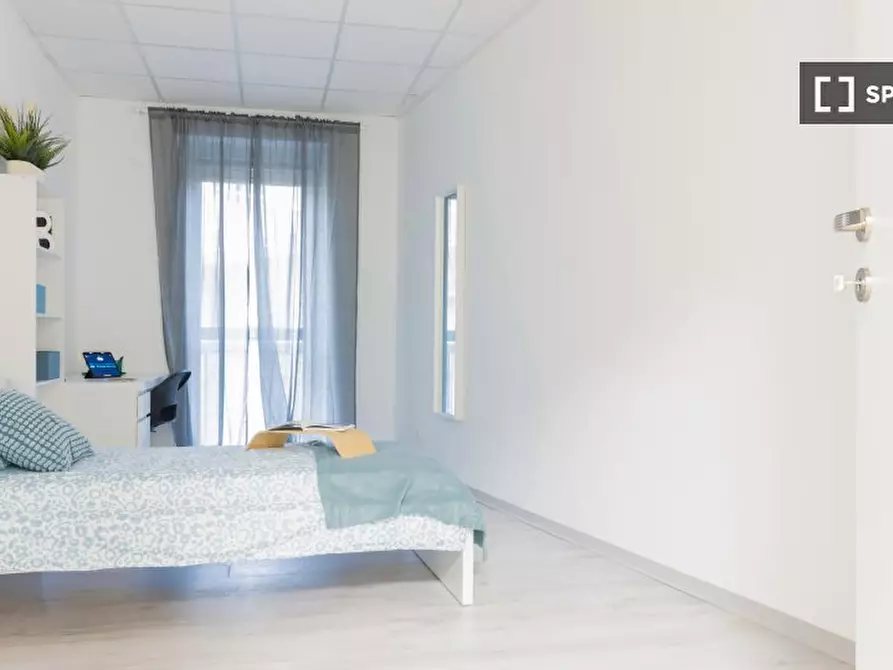 Immagine 2 di Camera condivisa in affitto  in Elba a Torino