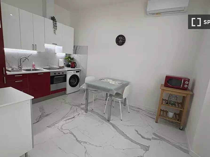 Immagine 4 di Camera condivisa in affitto  in Via Cassia a Firenze