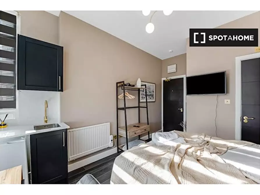 Immagine 5 di Ufficio in affitto  in High Rd a Tottenham