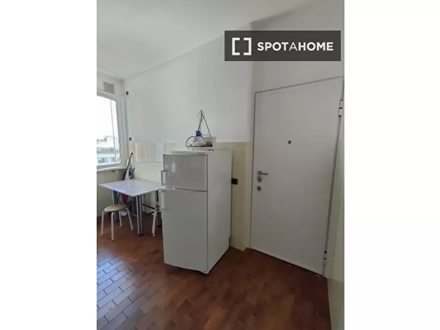 Immagine 12 di Camera condivisa in affitto  in Via Luigi Sacco a Milano