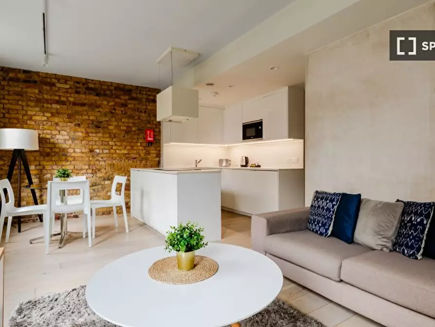 Immagine 3 di Appartamento in affitto  in Leather Ln a Camden Town