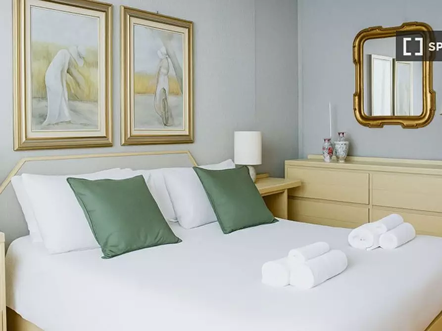 Immagine 16 di Appartamento in affitto  in Viale Beatrice d'Este a Milano