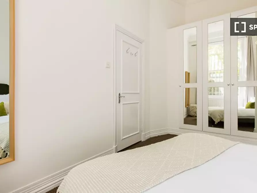 Immagine 10 di Appartamento in affitto  in Eardley Cres a Kensington