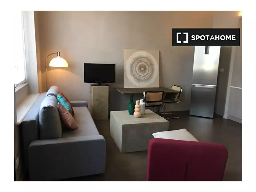 Immagine 5 di Appartamento in affitto  in Via Pantano a Milano