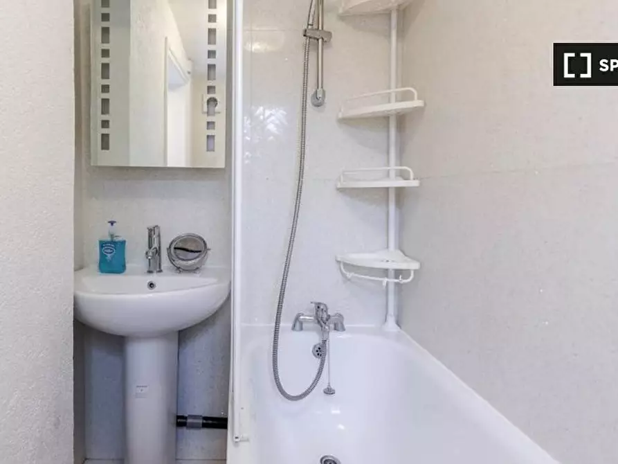 Immagine 19 di Ufficio in affitto  in Watford General Suites GFF Apartment a Watford