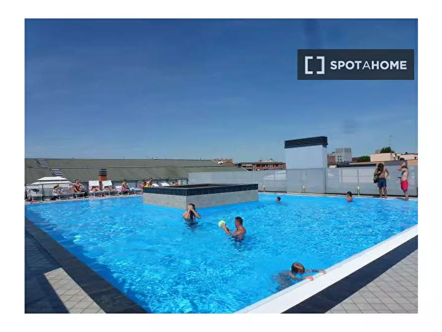 Immagine 7 di Appartamento in affitto  in Via Donato Creti a Bologna