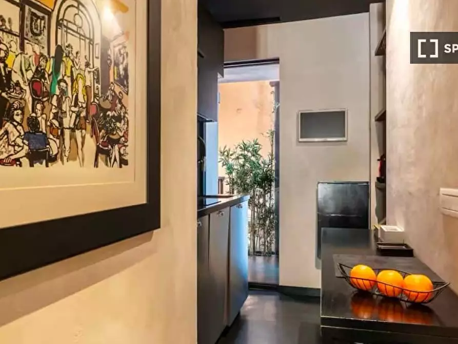 Immagine 18 di Ufficio in affitto  in Vicolo del Bologna a Roma
