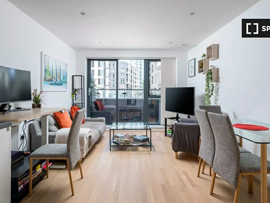 Immagine 7 di Appartamento in affitto  in Knightley Walk a Wandsworth