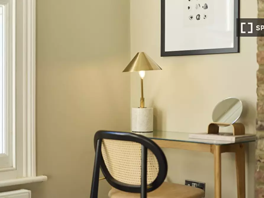 Immagine 9 di Appartamento in affitto  in John Campbell Rd a Hackney