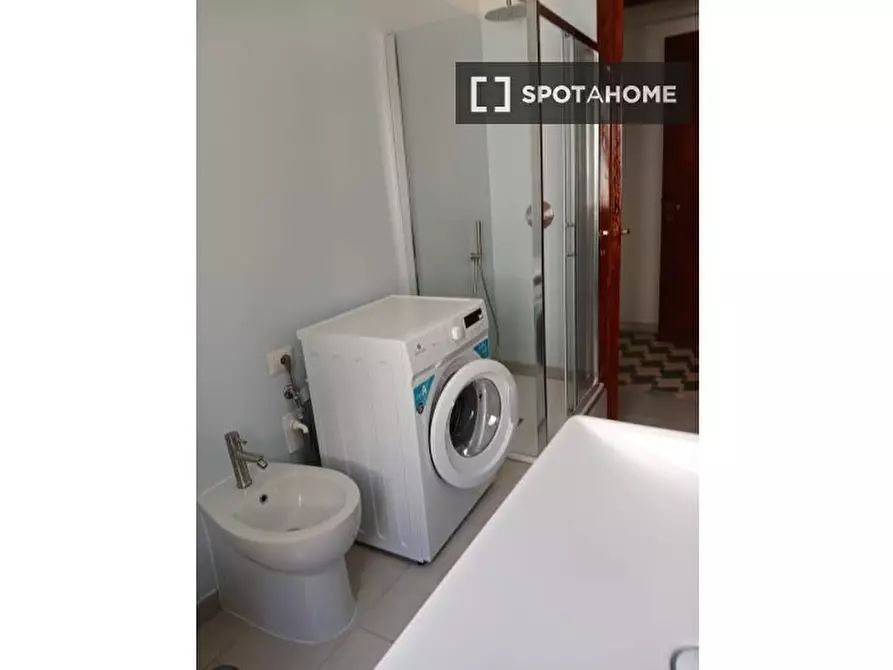 Immagine 5 di Appartamento in affitto  in Viale Guglielmo Marconi a Roma