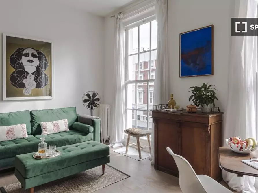 Immagine 2 di Appartamento in affitto  in flat a Kensington