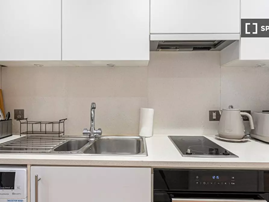 Immagine 10 di Appartamento in affitto  in Shand St a Camberwell