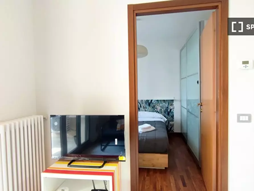 Immagine 10 di Ufficio in affitto  in Via Luigi Manzotti a Milano