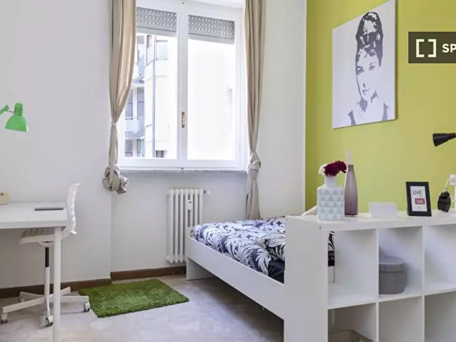 Immagine 3 di Camera condivisa in affitto  in Via Dei Mandorli Milan a Buccinasco