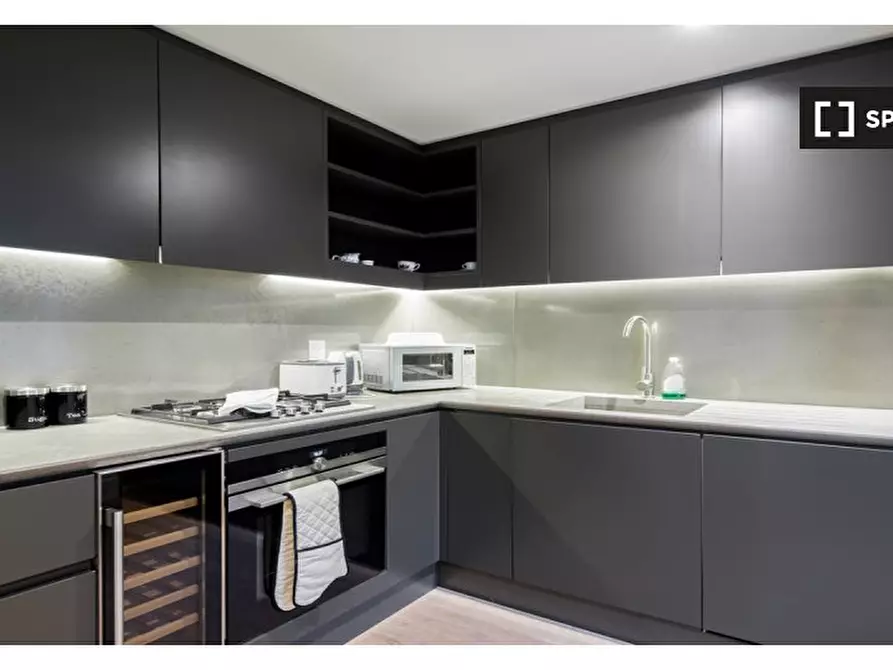 Immagine 8 di Appartamento in affitto  in Apartment 3, 23-27 Hatton Wall, Holborn a Camden Town