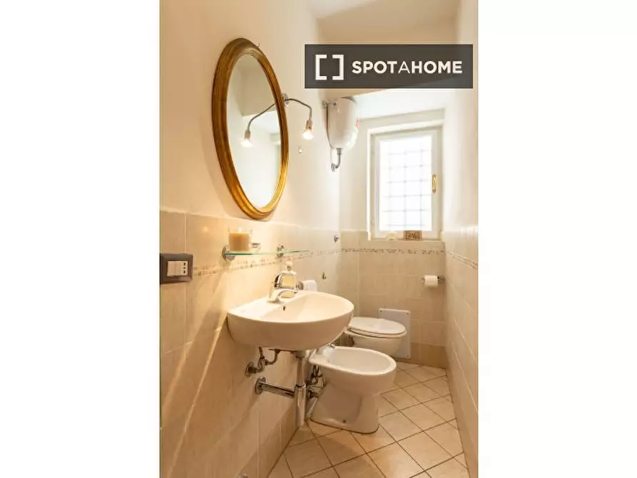 Immagine 11 di Appartamento in affitto  in Via Ugo Foscolo a Firenze