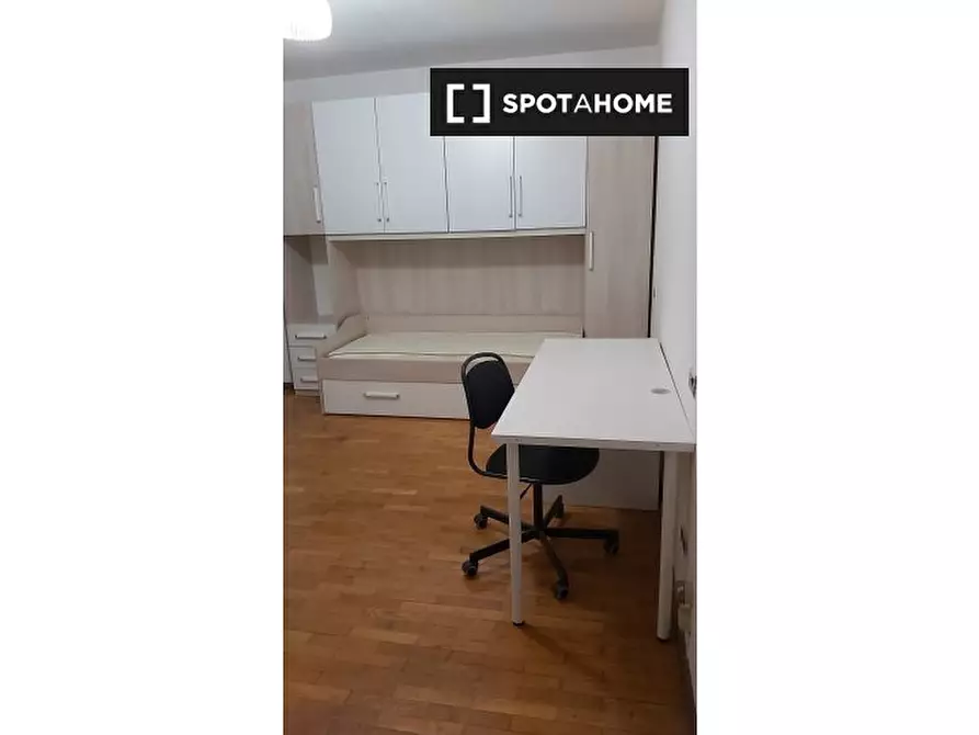 Immagine 4 di Camera condivisa in affitto  in Via Danilo Paris a Trento