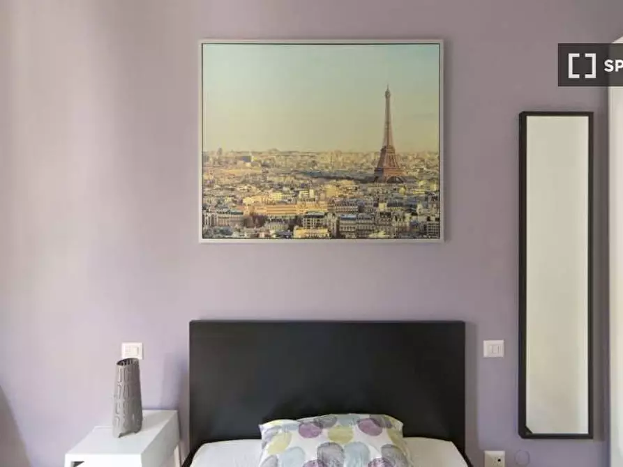 Immagine 4 di Camera condivisa in affitto  in Via Valvassori Peroni a Milano