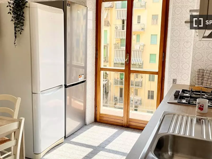 Immagine 14 di Camera condivisa in affitto  in VIA CADUTI DI CEFALONIA a Firenze
