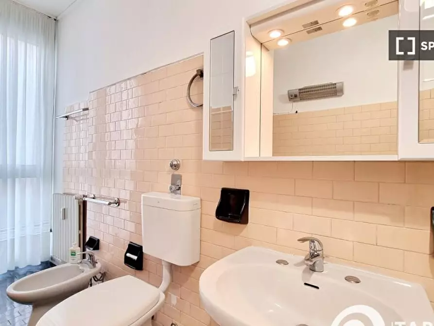 Immagine 8 di Appartamento in affitto  in Via Roncaglia a Milano