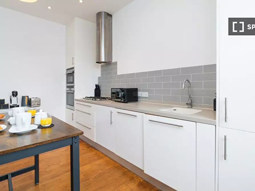 Immagine 4 di Appartamento in affitto  in High Street Mews a Merton