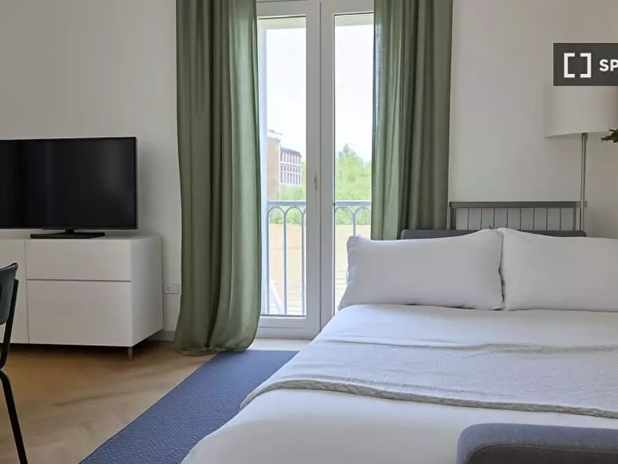 Immagine 17 di Ufficio in affitto  in Via Ascanio Sforza a Milano