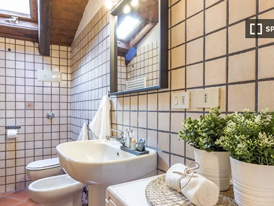 Immagine 14 di Ufficio in affitto  in Via Nosadella a Bologna